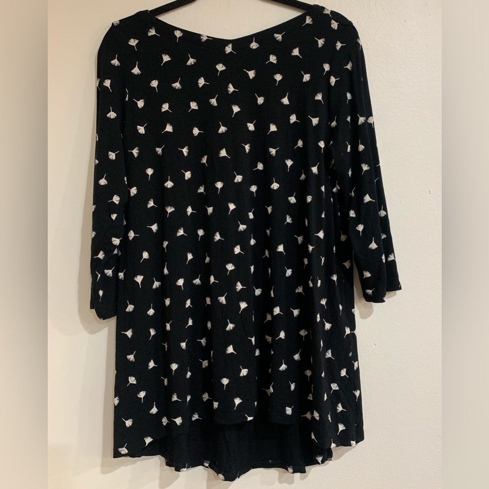 J Jill WearEver Collection 3/4 Quarter Sleeves Print Black White Top Size M